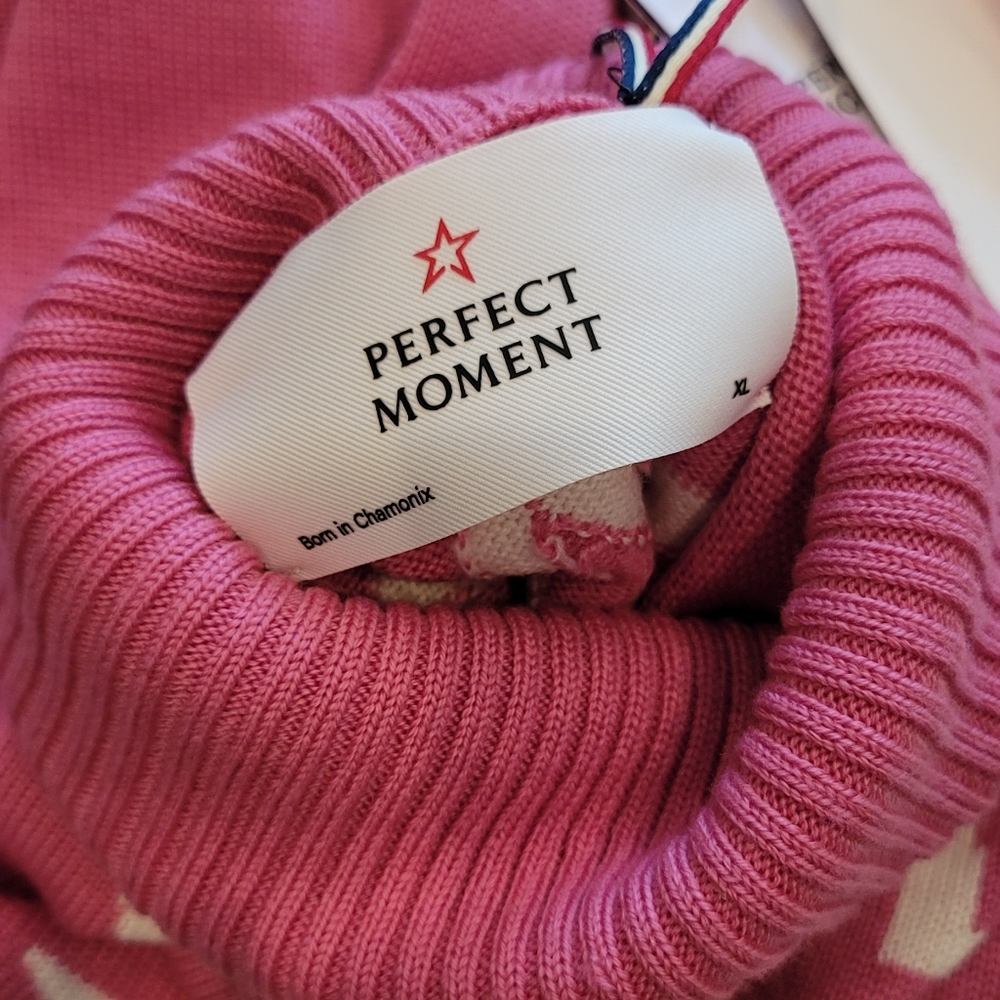 Perfect Moment Start Dust Turtleneck Merino Wool Sweater - Picture 14 of 16